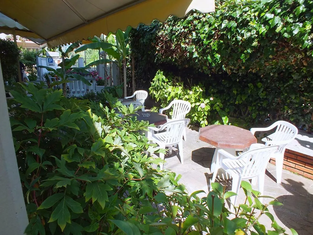 Hotel Villa Claudio Marina di Massa
