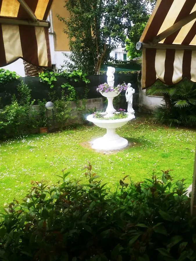 Hotel Villa Claudio Marina di Massa