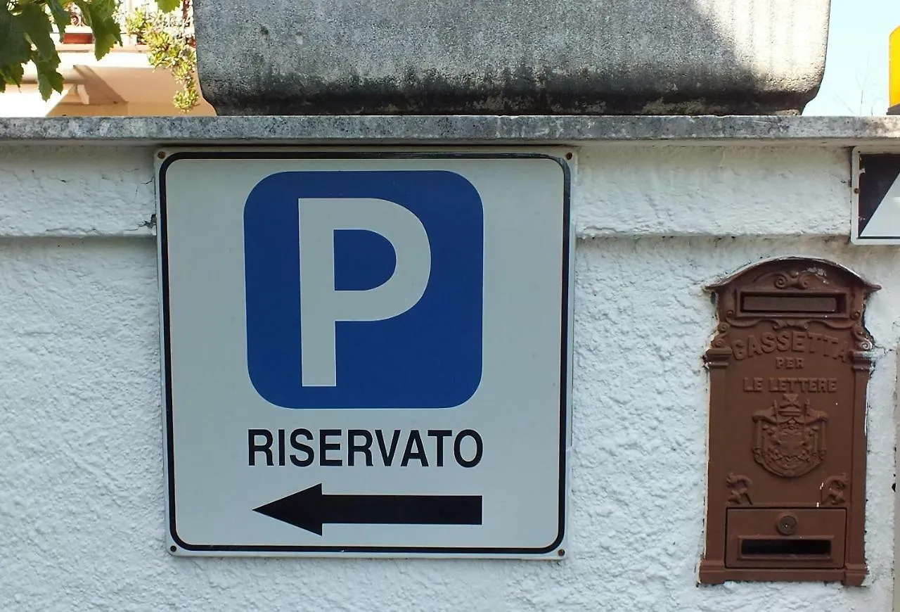 Hotel Villa Claudio Marina di Massa Italy